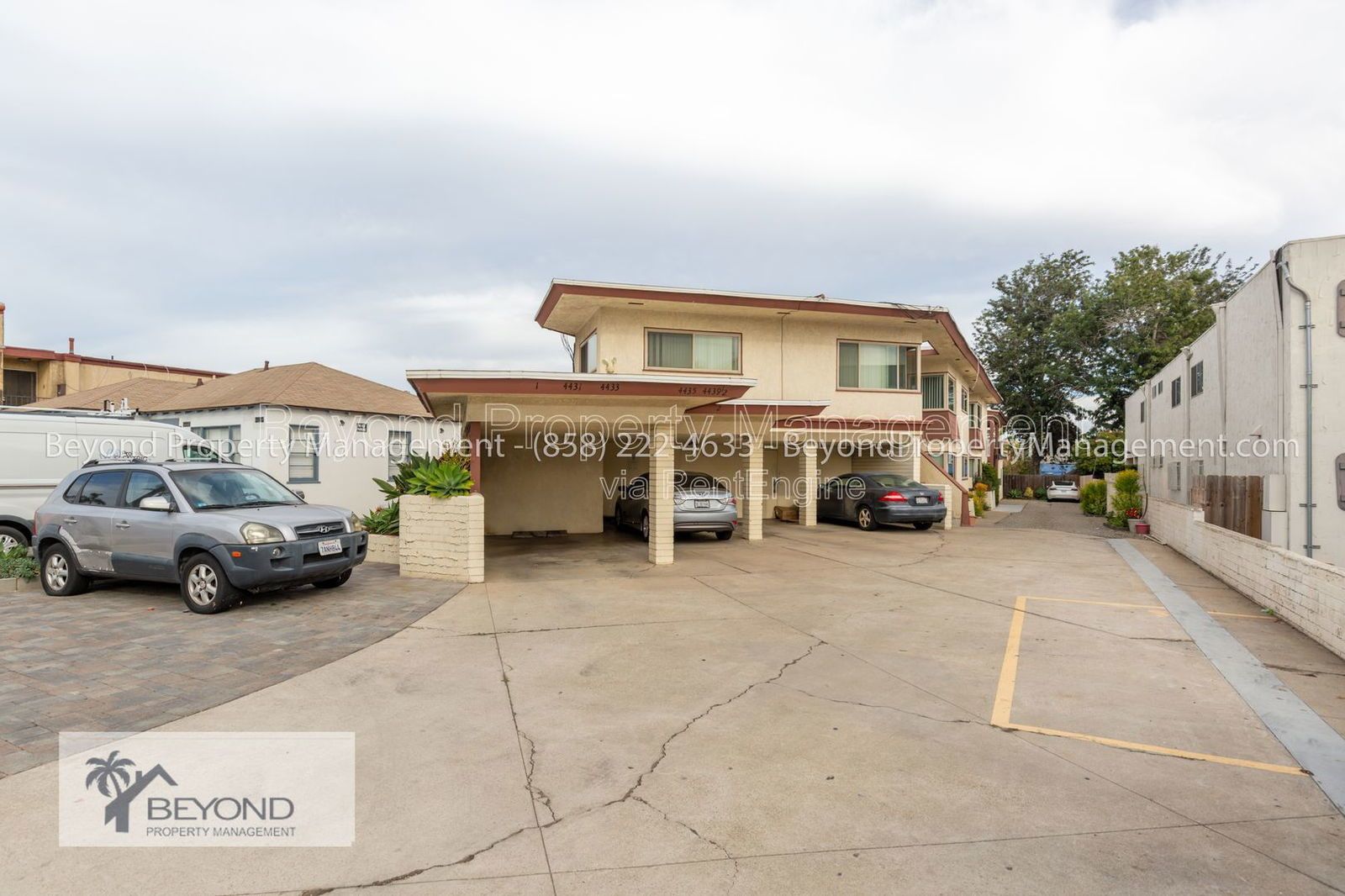 BEST KEPT SECRET IN TALMADGE , 2/1 NEW CARPET, AMAZING LOCATION, PET FRIENDLY!!! property image