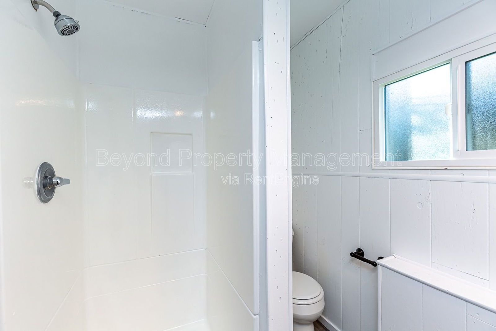 **PEACEFUL PINE VALLEY HOME**2 Bed 1 Bath home**READY FOR MOVE IN**RV PARKING** property image