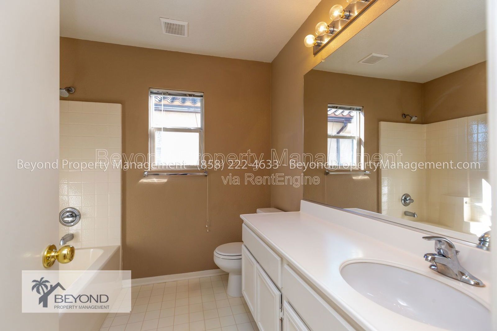 ***3 BD-2BTH ****SINGLE FAMILY-PET FRIENDLY!!!! SAN MARCOS LOCATION***** property image