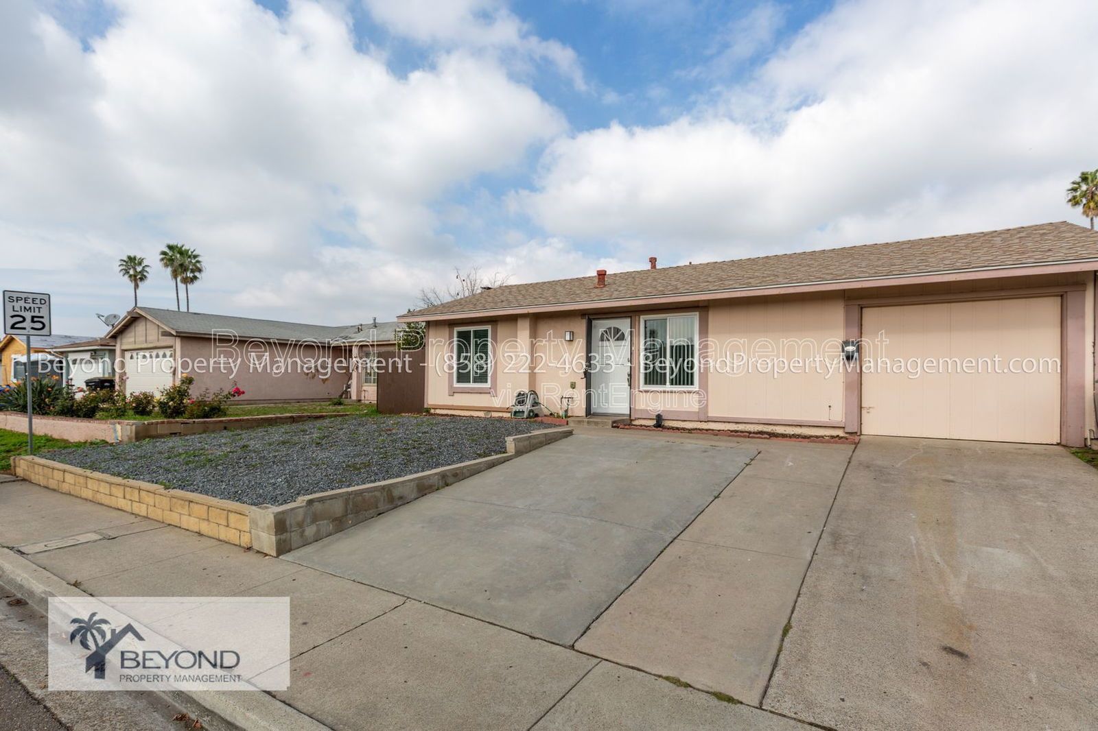 ***LOOK NO FURTHER!!!  3/2  MIRA MESA HOME , OPEN FLOOR PLAN WITH LARGE DRIVEWAY ONE CAR GARAGE, READY NOW!!!*** property image