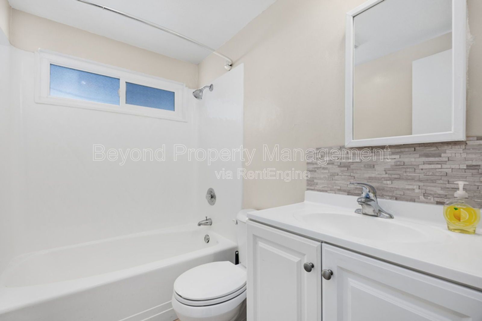 !!!! ONE BLOCK TO BEACH - ONE CAR GARAGE - VAULTED CEILINGS - PET FRIENDLY - ACT NOW!!!! property image