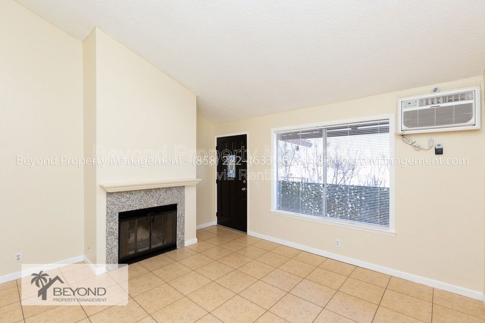 ****Charming 2BD CONDO IN THE HEART OF NORTH PARK! A/C! UPGRADED KITCHEN! PET FRIENDLY!!! property image