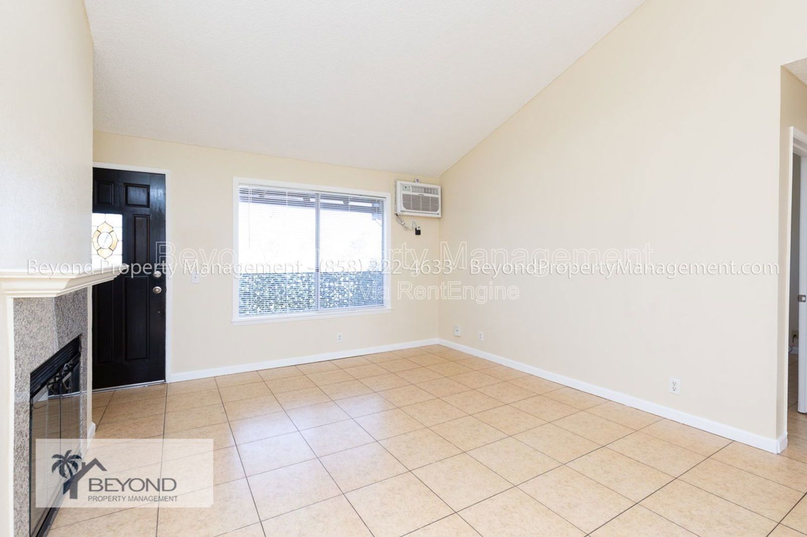 ****Charming 2BD CONDO IN THE HEART OF NORTH PARK! A/C! UPGRADED KITCHEN! PET FRIENDLY!!! property image