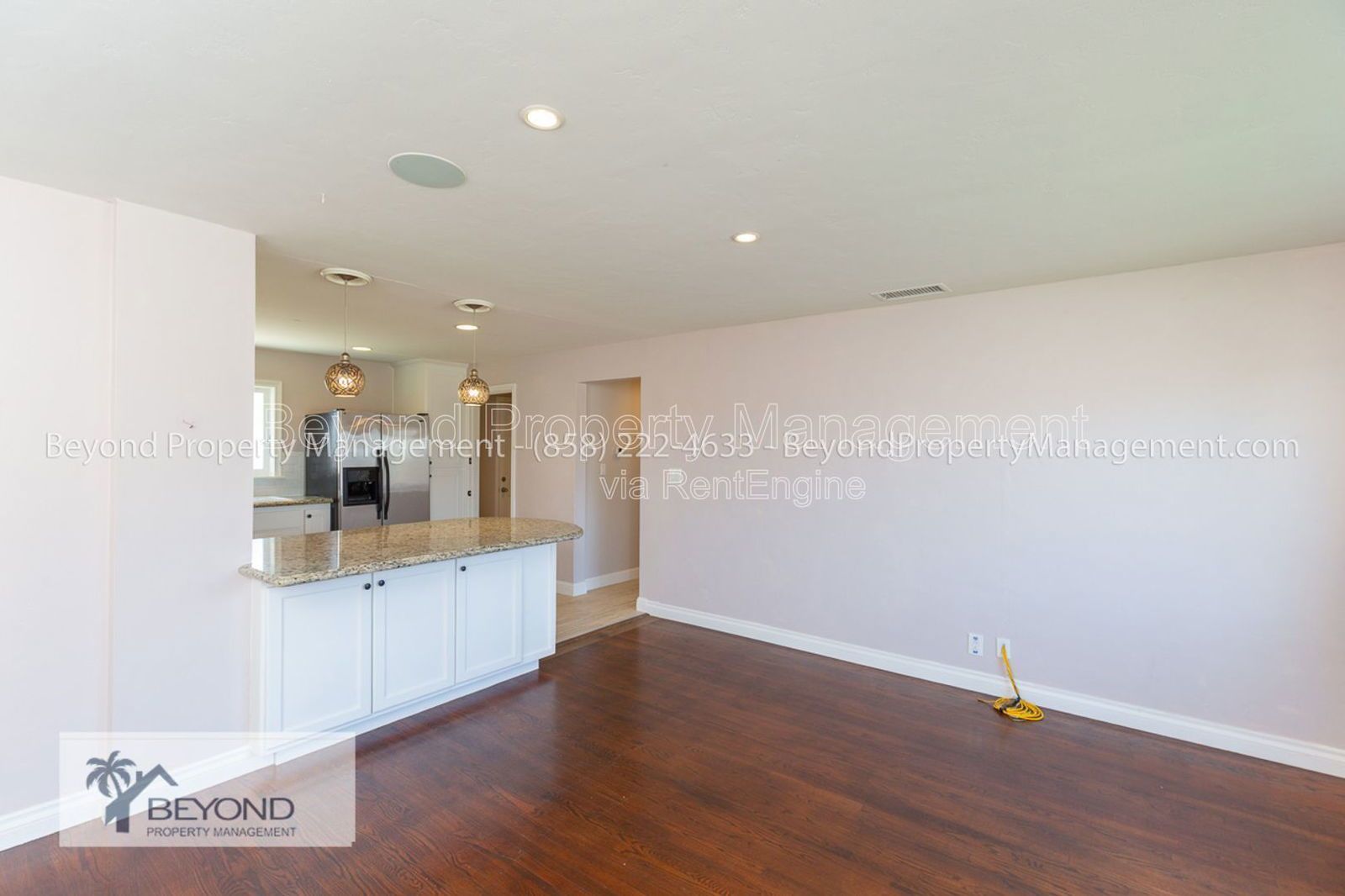 ****LOCATION !!! LOCATION !!!! BEAUTIFUL 3 -BED ROOM COASTAL LIVING-!!! property image