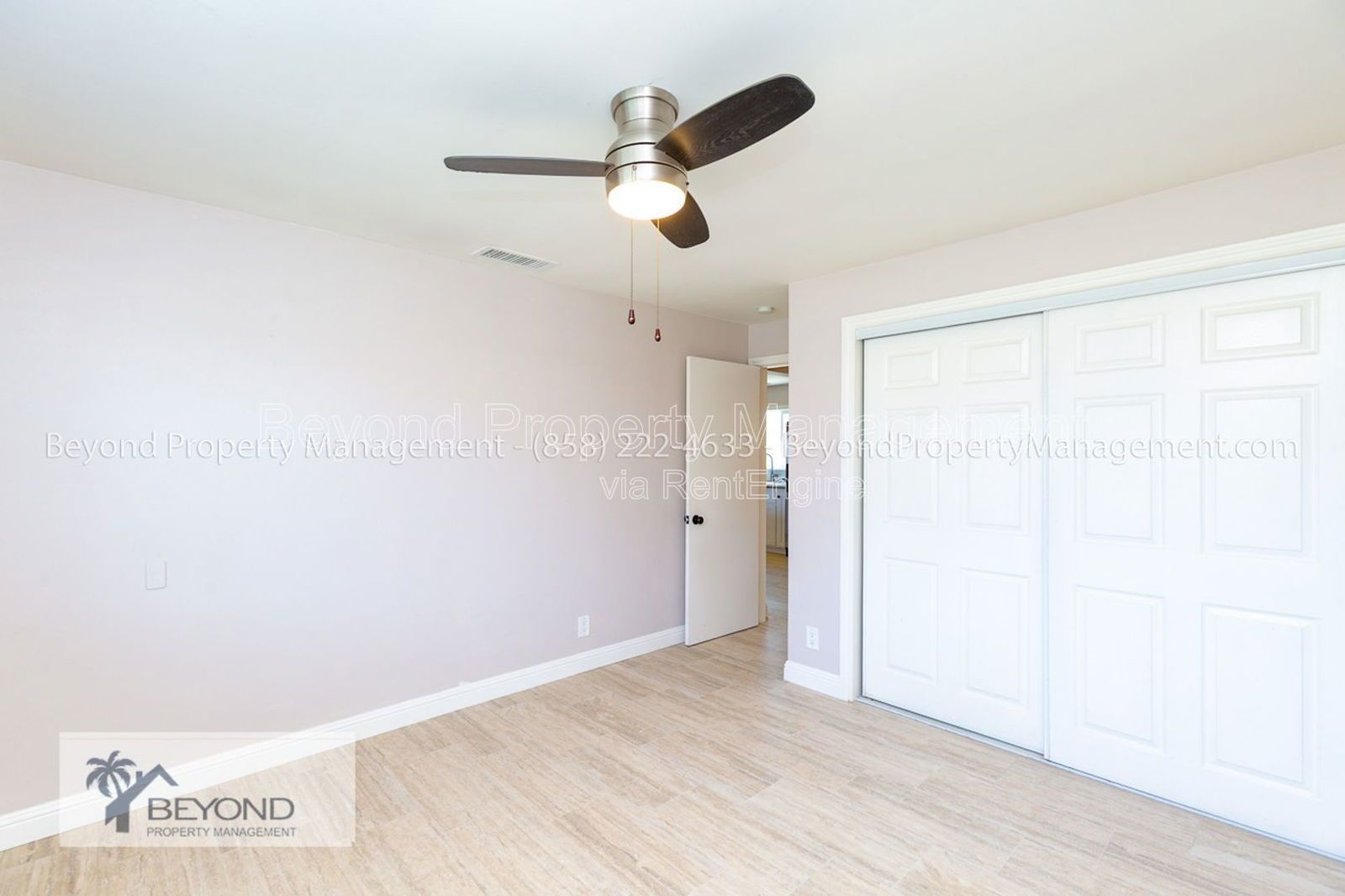 ****LOCATION !!! LOCATION !!!! BEAUTIFUL 3 -BED ROOM COASTAL LIVING-!!! property image