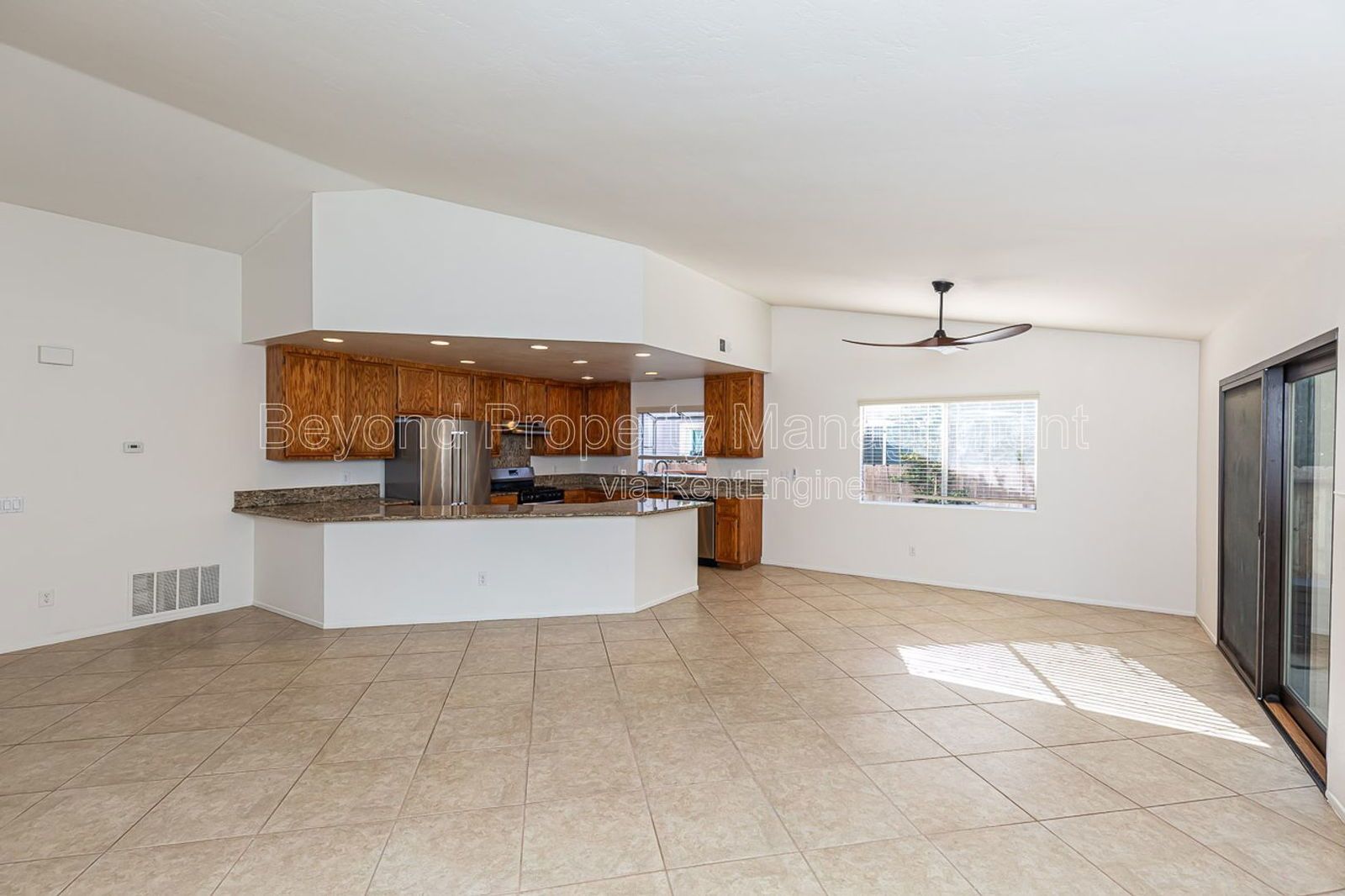 ***STUNNING SAN MARCOS 3 BED 2 BATH***OPEN CONCEPT***PET FRIENDLY*** property image