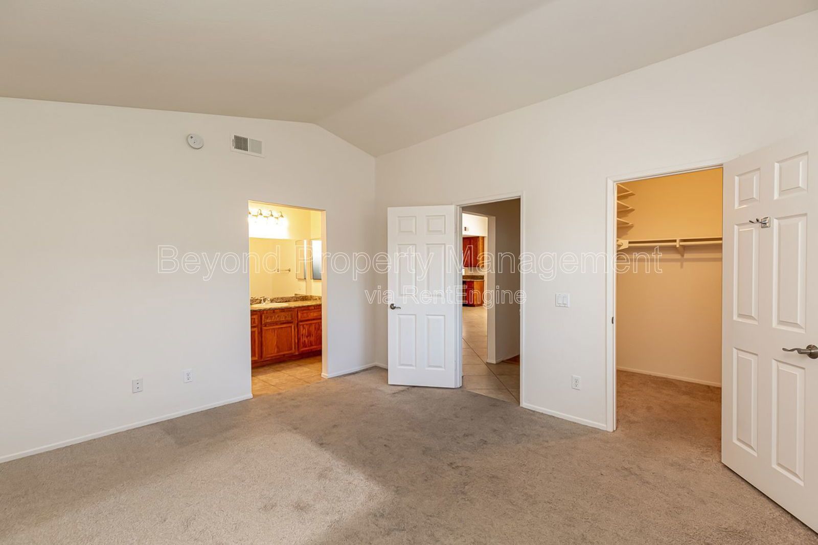 ***STUNNING SAN MARCOS 3 BED 2 BATH***OPEN CONCEPT***PET FRIENDLY*** property image