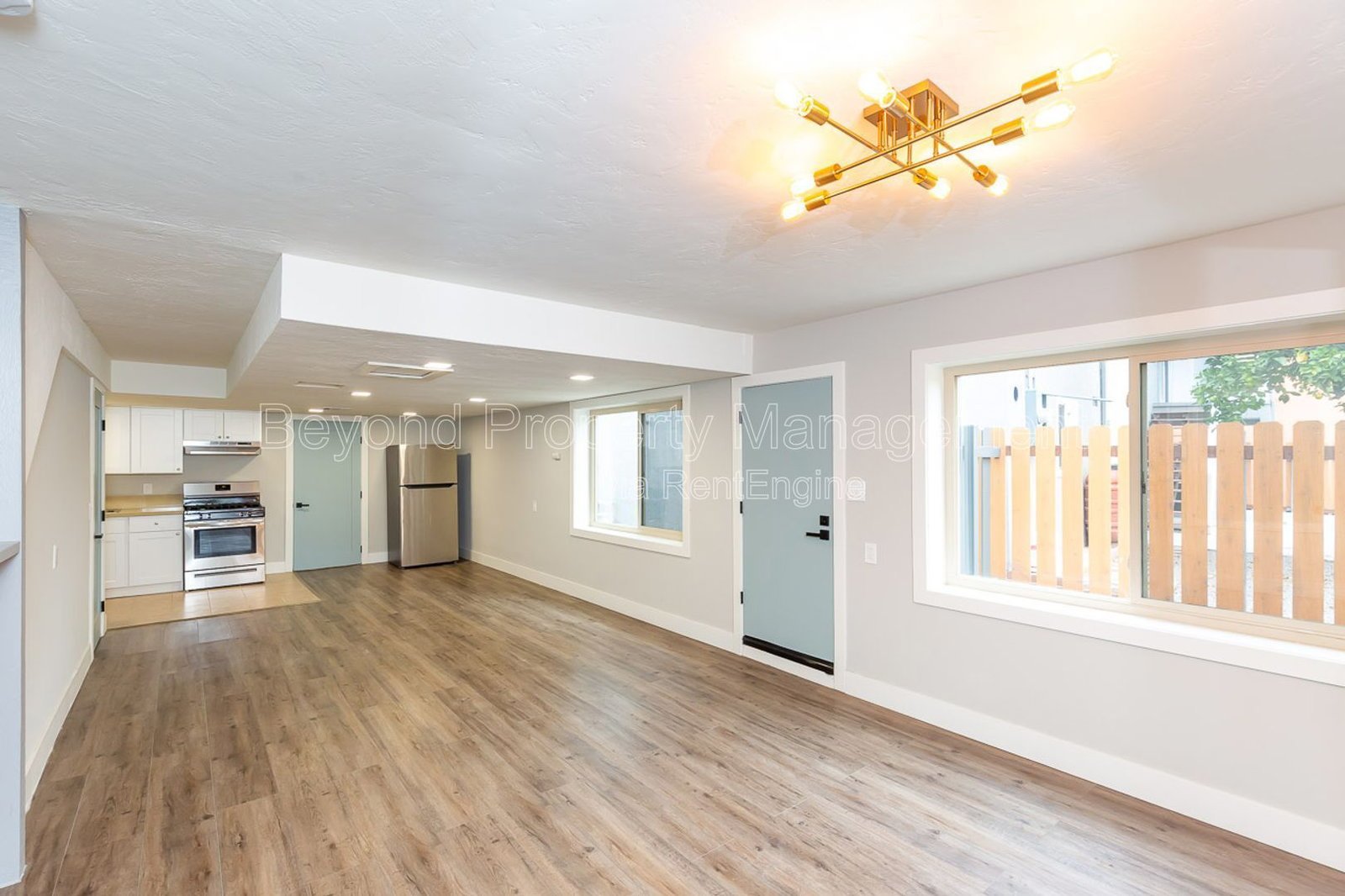 ***CONTEMPORARY COMFORT ***COLLEGE AREA***STYLISH STUDIO***HURRY WON'T LAST LONG*** property image