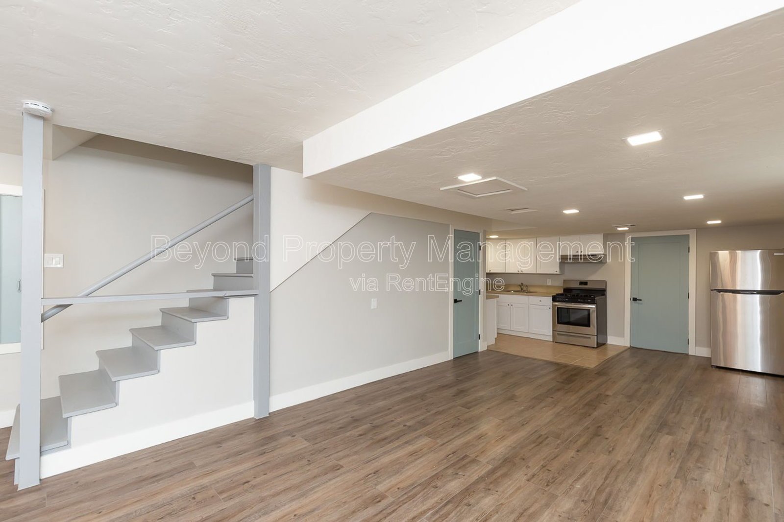 ***CONTEMPORARY COMFORT ***COLLEGE AREA***STYLISH STUDIO***HURRY WON'T LAST LONG*** property image