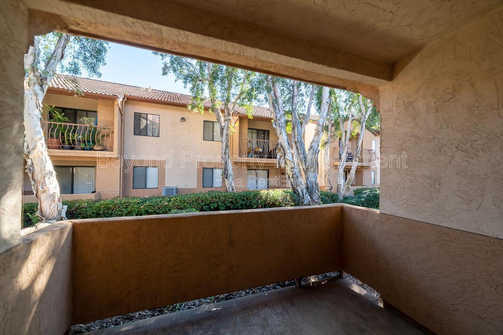*** COZY 1ST FLOOR CONDO IN THE HEART OF RANCHO SAN DIEGO  *** property image