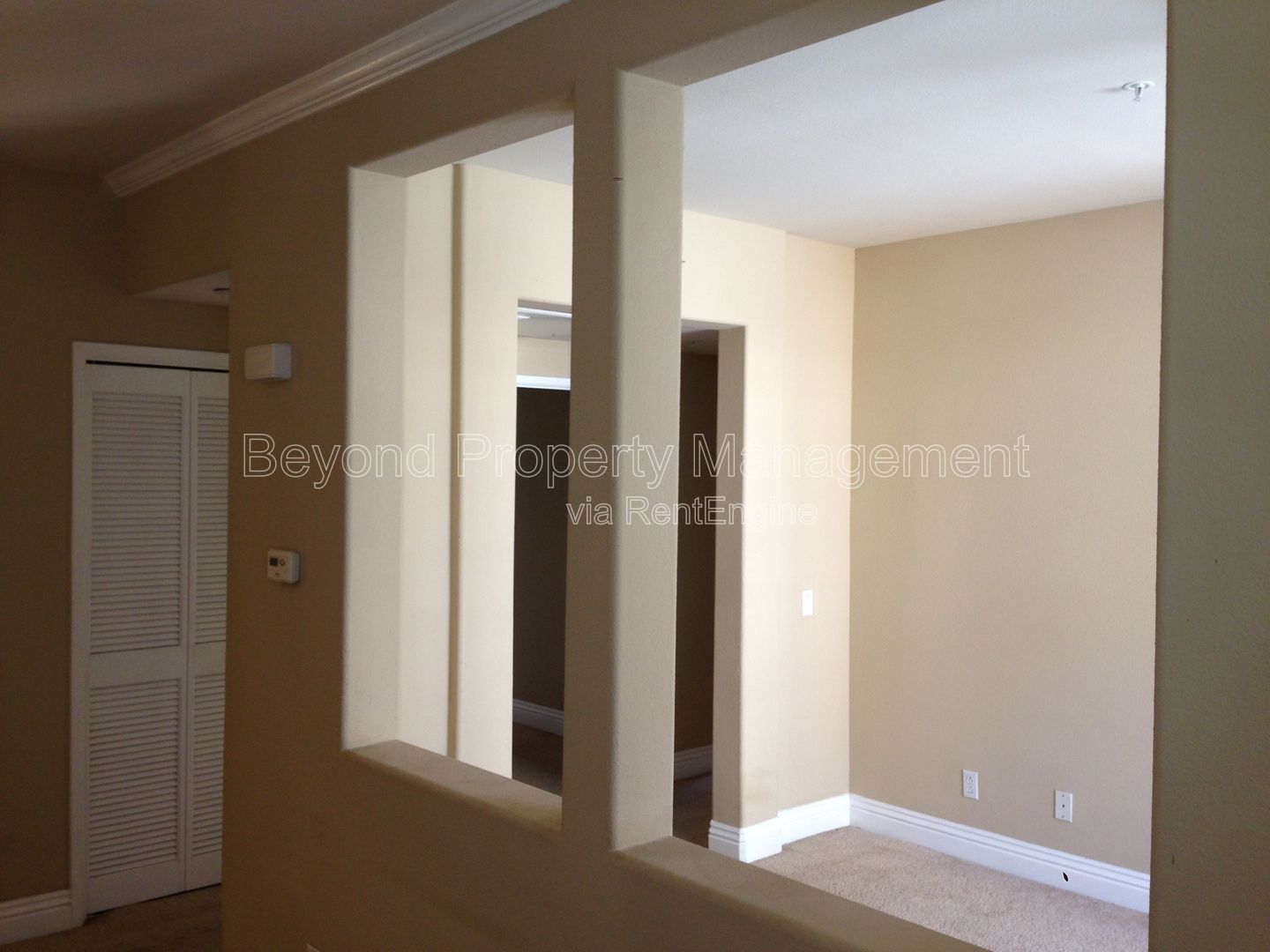 ***GORGEOUS 2 BED 2BATH CONDO***DEL MAR***ASSIGNED PARKING***GRANITE COUNTERS***PET FRIENDLY*** property image