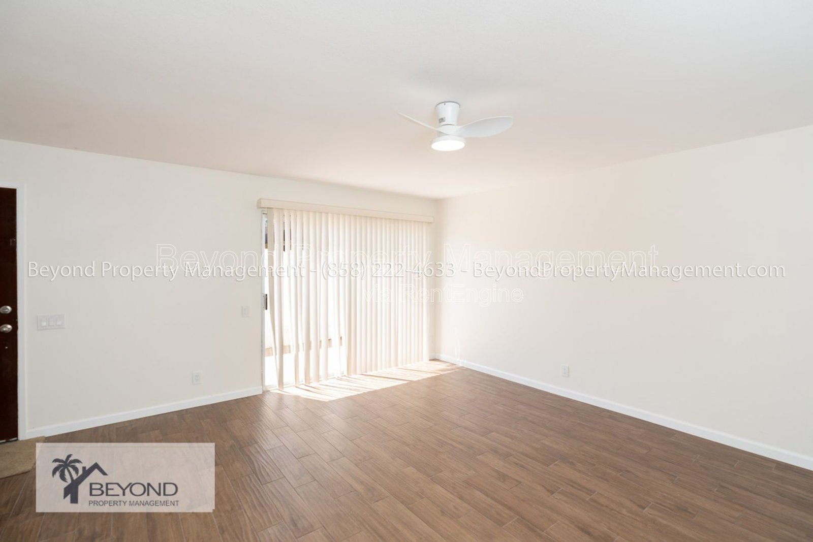 VIBRANT VISTA COND,  2 BEDROOM W/ PRIVATE PATIO,  NEWLY  RENOVATED ! PETS WELCOME!! property image