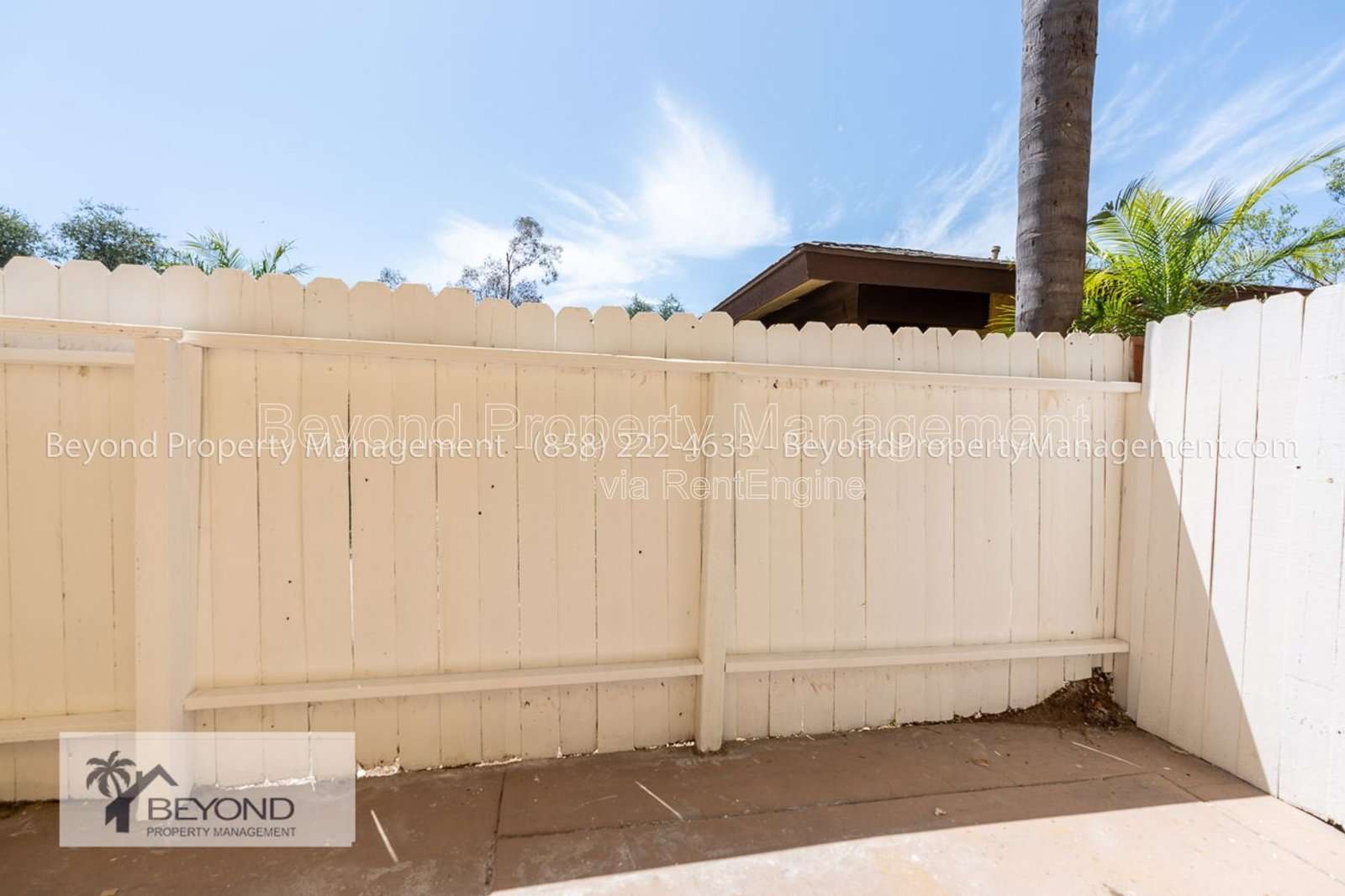 VIBRANT VISTA COND,  2 BEDROOM W/ PRIVATE PATIO,  NEWLY  RENOVATED ! PETS WELCOME!! property image
