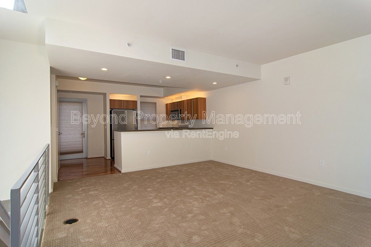 EAST VILLAGE 2 BEDROOM, 2.5 BATH CONDO READY NOW!!! PETCO PARK VIEWS*** property image