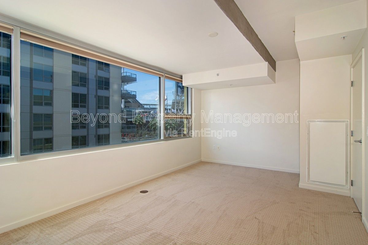 EAST VILLAGE 2 BEDROOM, 2.5 BATH CONDO READY NOW!!! PETCO PARK VIEWS*** property image