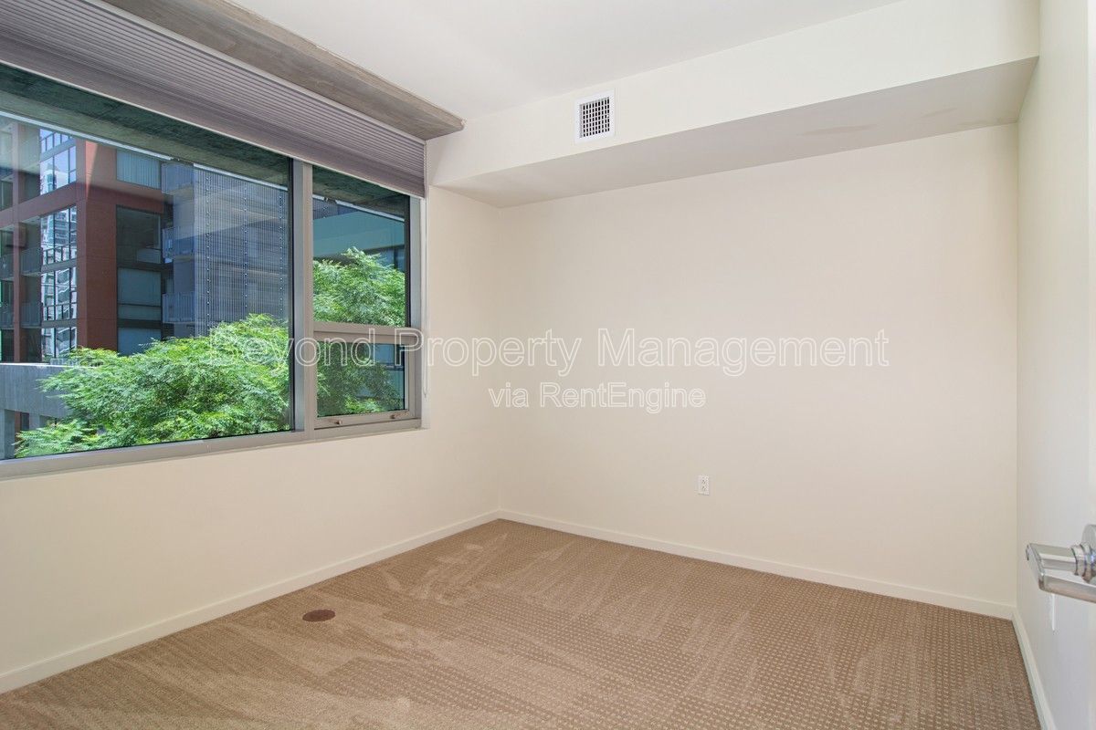 EAST VILLAGE 2 BEDROOM, 2.5 BATH CONDO READY NOW!!! PETCO PARK VIEWS*** property image