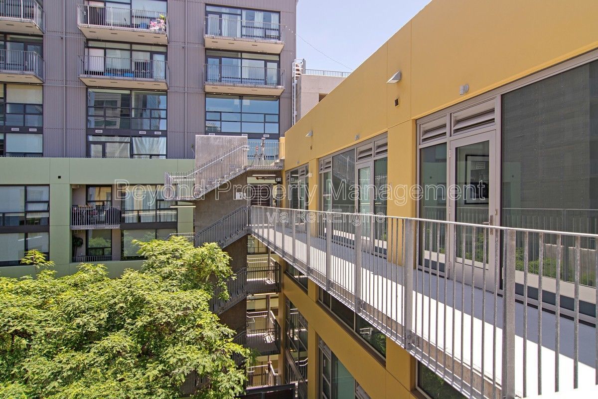 EAST VILLAGE 2 BEDROOM, 2.5 BATH CONDO READY NOW!!! PETCO PARK VIEWS*** property image