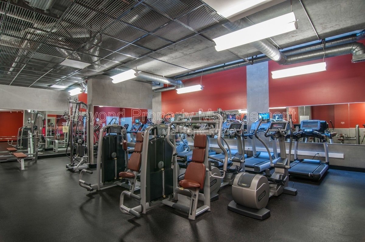 EAST VILLAGE 2 BEDROOM, 2.5 BATH CONDO READY NOW!!! PETCO PARK VIEWS*** property image