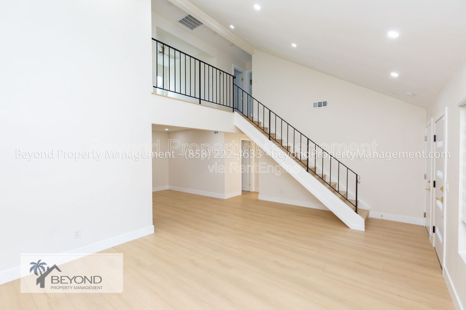 !!! MIRA MESA BEST KEPT SECRET, STUNNING 5 BEDROOM 3 BATH REMODELED HOME , PET FRIENDLY!!! property image