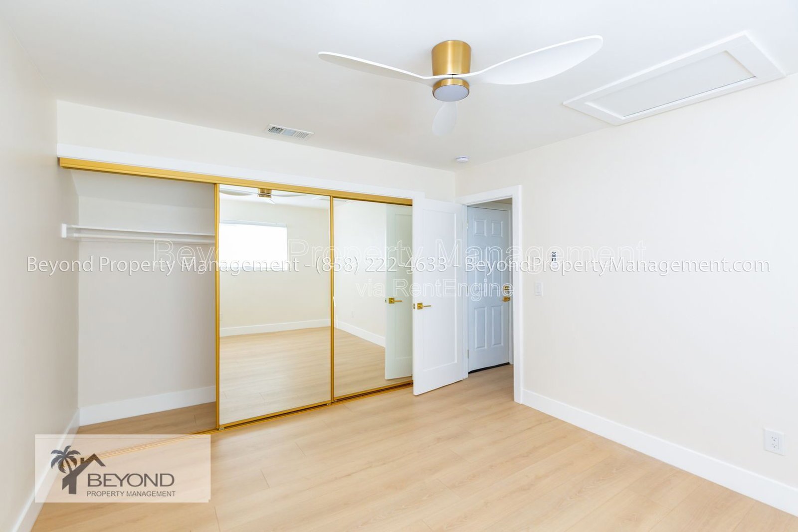 !!! MIRA MESA BEST KEPT SECRET, STUNNING 5 BEDROOM 3 BATH REMODELED HOME , PET FRIENDLY!!! property image