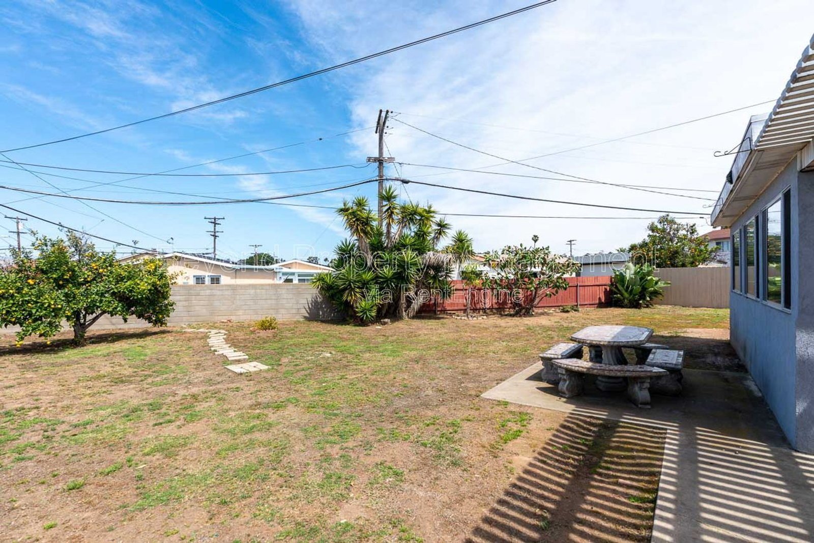 *** LOOK NO FURTHER!!! SPACIOUS 3 BED - 1 & 3/4 BATH HOUSE WITH HUGE BACK YARD IN CLAIREMONT!!! property image