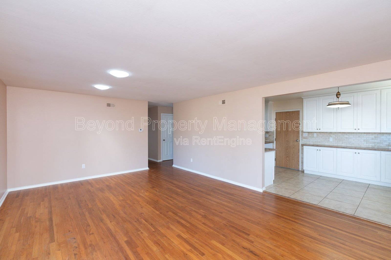 *** LOOK NO FURTHER!!! SPACIOUS 3 BED - 1 & 3/4 BATH HOUSE WITH HUGE BACK YARD IN CLAIREMONT!!! property image