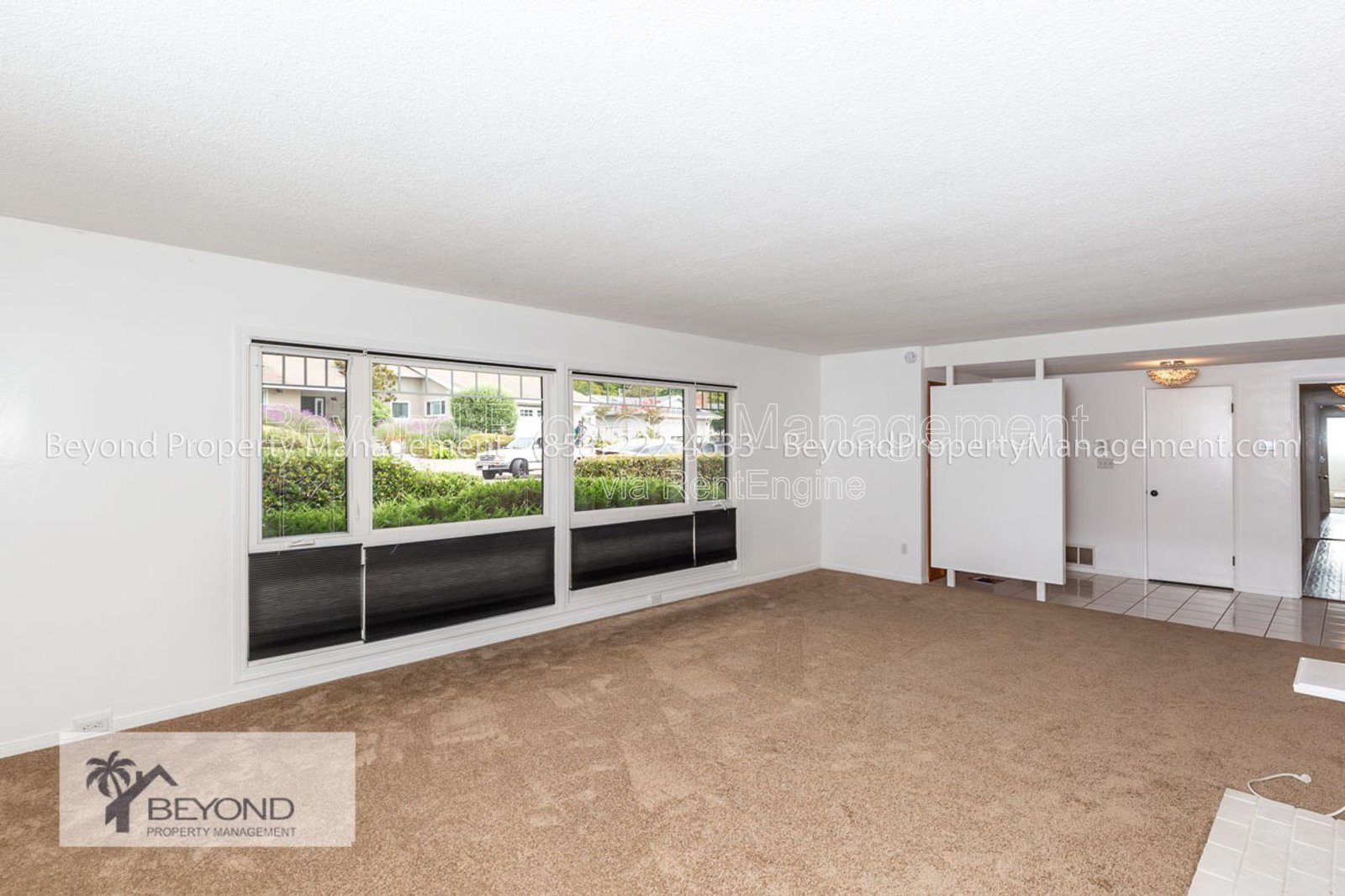 ** LA JOLLA HOME** CORNER LOT ** LARGE BACKYARD ** SPACIOUS ** EV CHARGERS ** property image