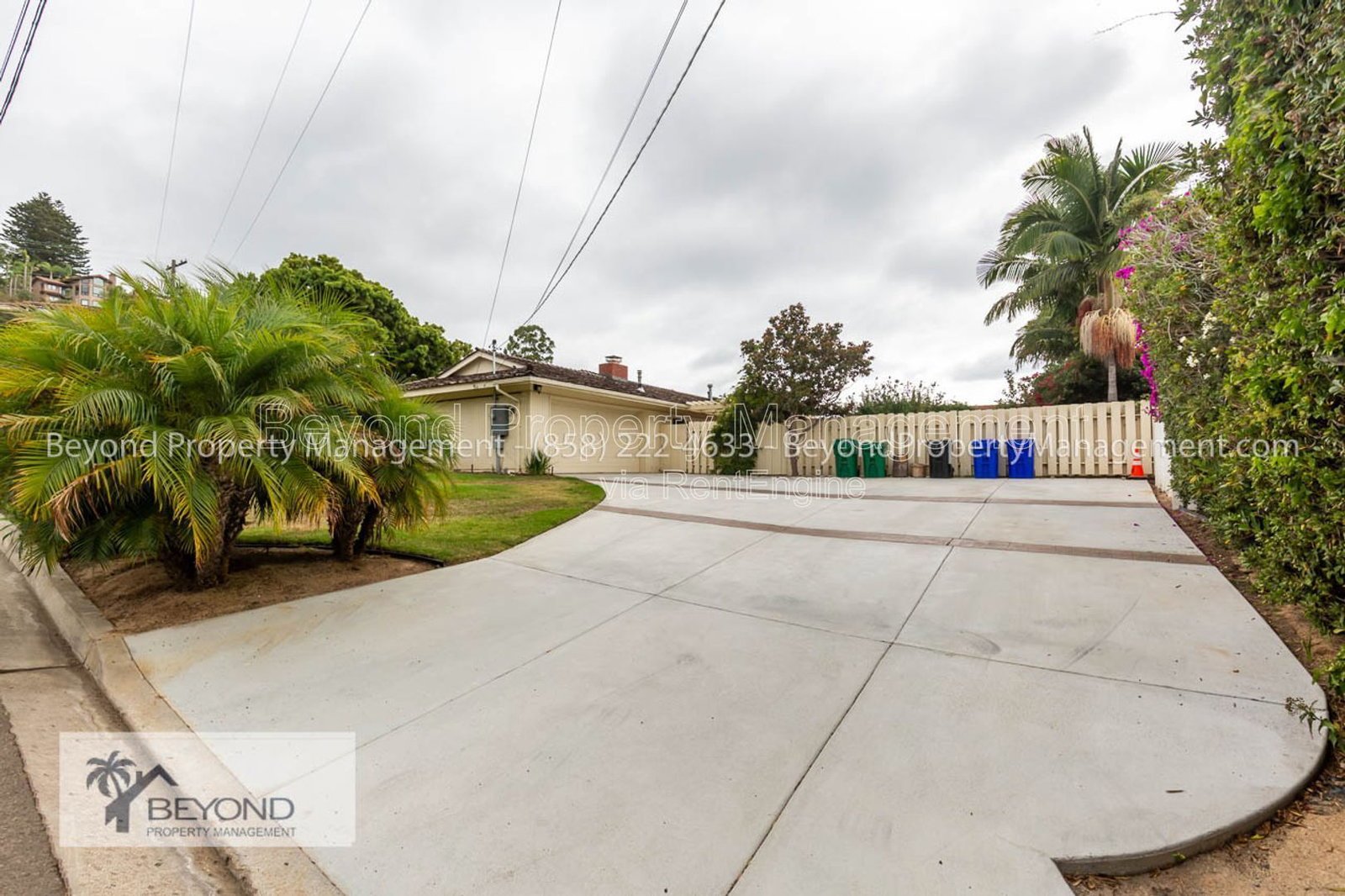 ** LA JOLLA HOME** CORNER LOT ** LARGE BACKYARD ** SPACIOUS ** EV CHARGERS ** property image