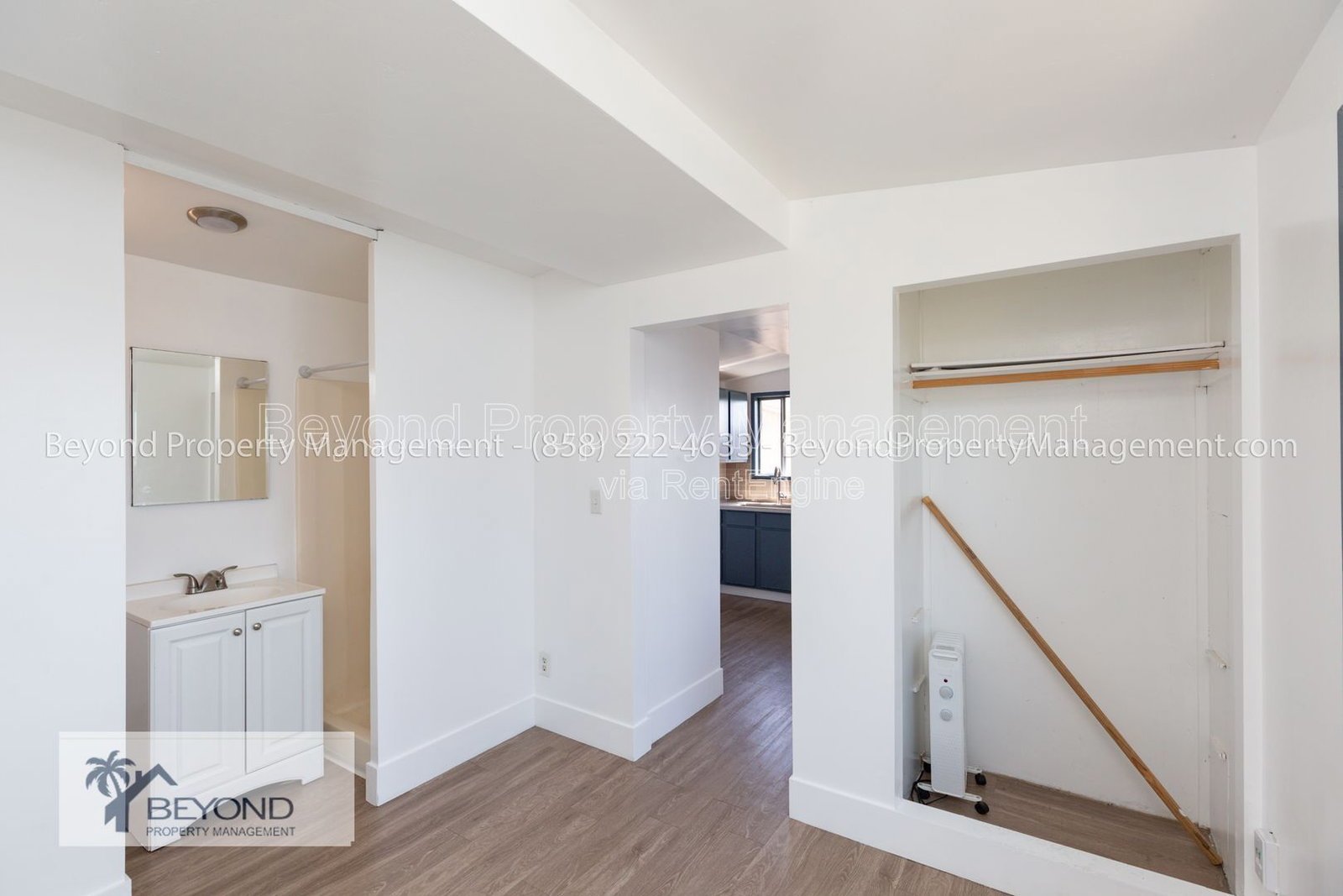 !!! AMAZING ALLIED GARDENS HOME, WITH BONUS COTTAGE, PET FRIENDLY, READY NOW!!! property image