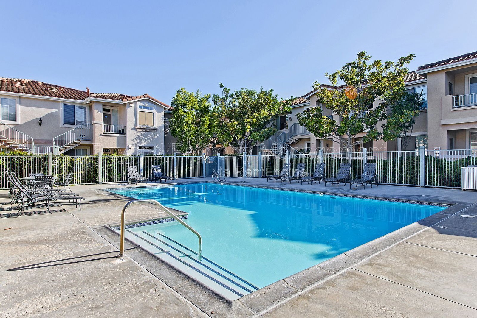 ***2 BED 2 BATH CONDO***PET-FRIENDLY***DETACHED GARAGE***FIREPLACE***GROUND FLOOR UNIT*** property image