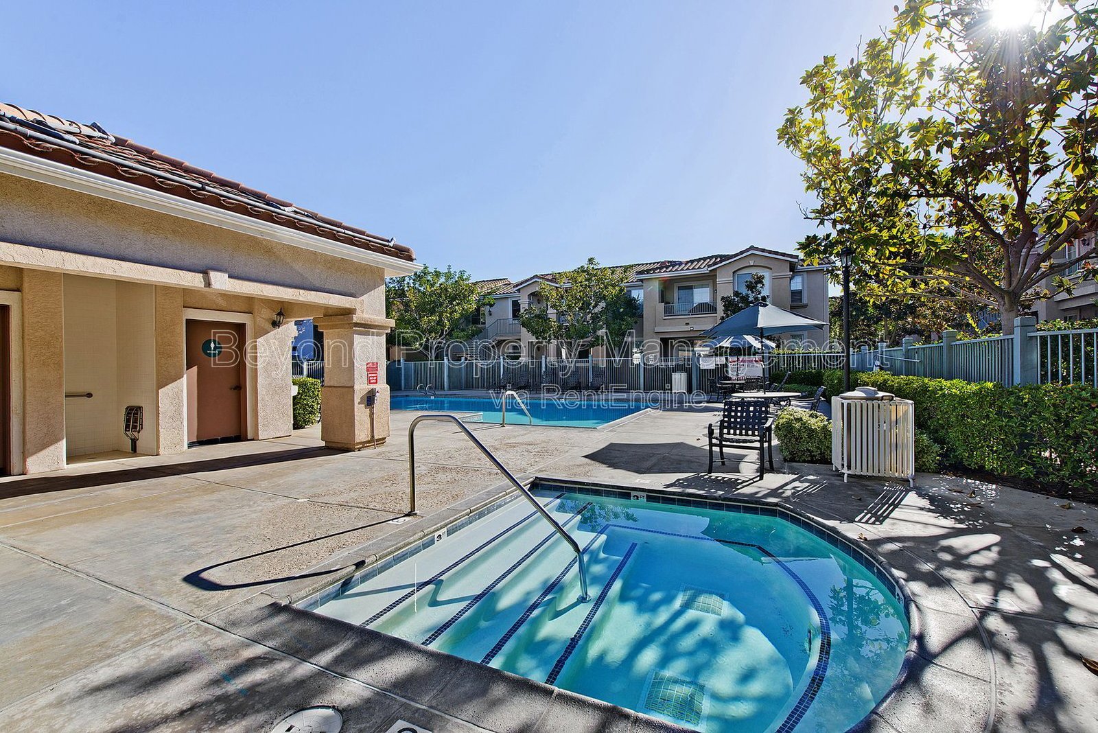 ***2 BED 2 BATH CONDO***PET-FRIENDLY***DETACHED GARAGE***FIREPLACE***GROUND FLOOR UNIT*** property image