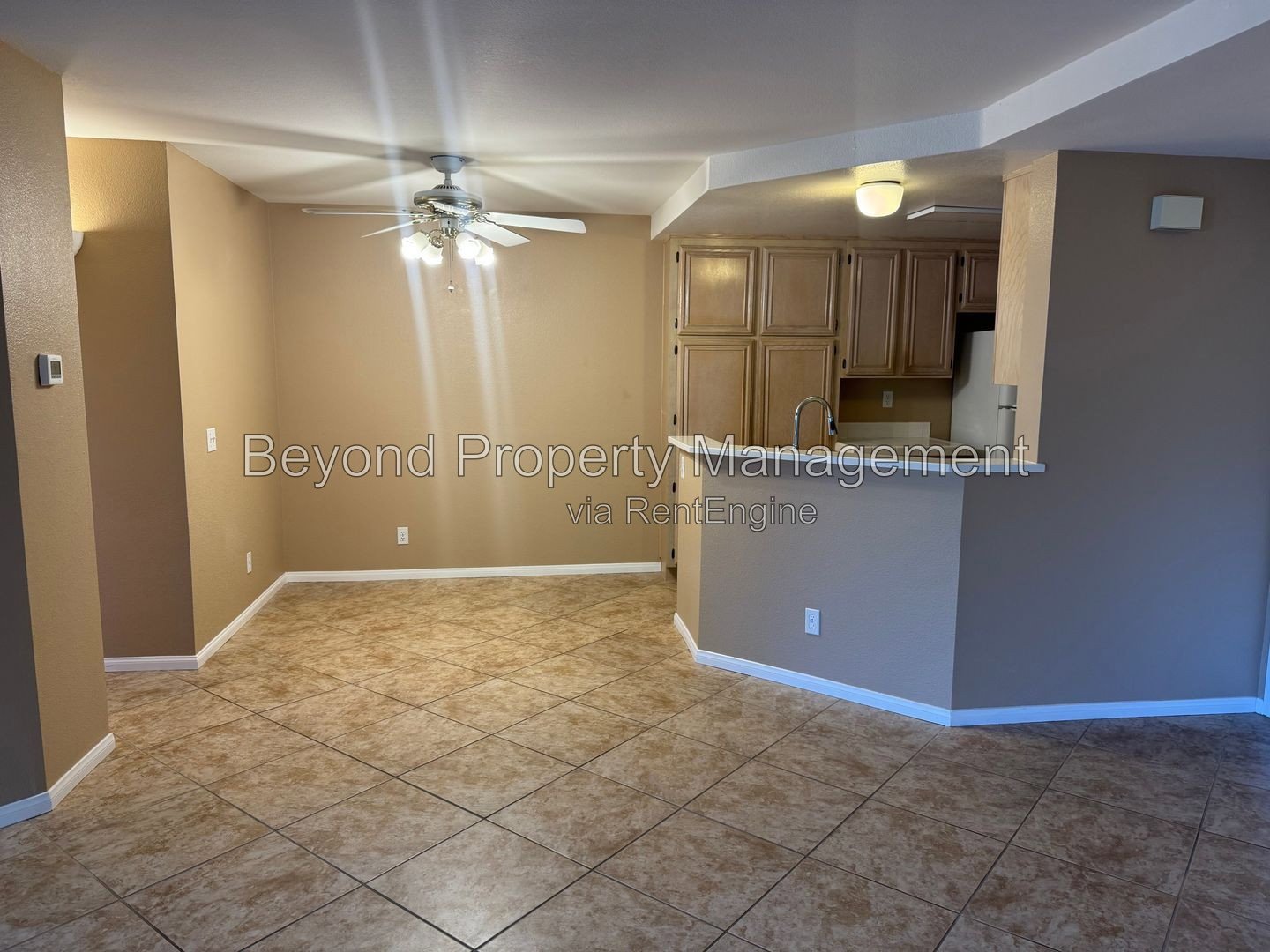 ***SCENIC SCRIPPS RANCH***2/2 CONDO W/ TANDEM 2 CAR DETACHED GARAGE***PET FRIENDLY*** property image