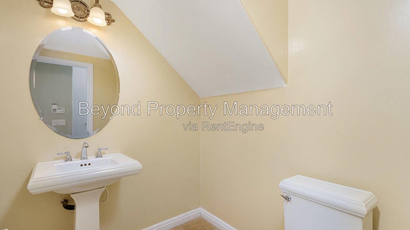 !!!PRIME LOCATION AT LIBERTY STATION - PRESTINE, DUAL PRIMARY SUITES ACT NOW!!! property image