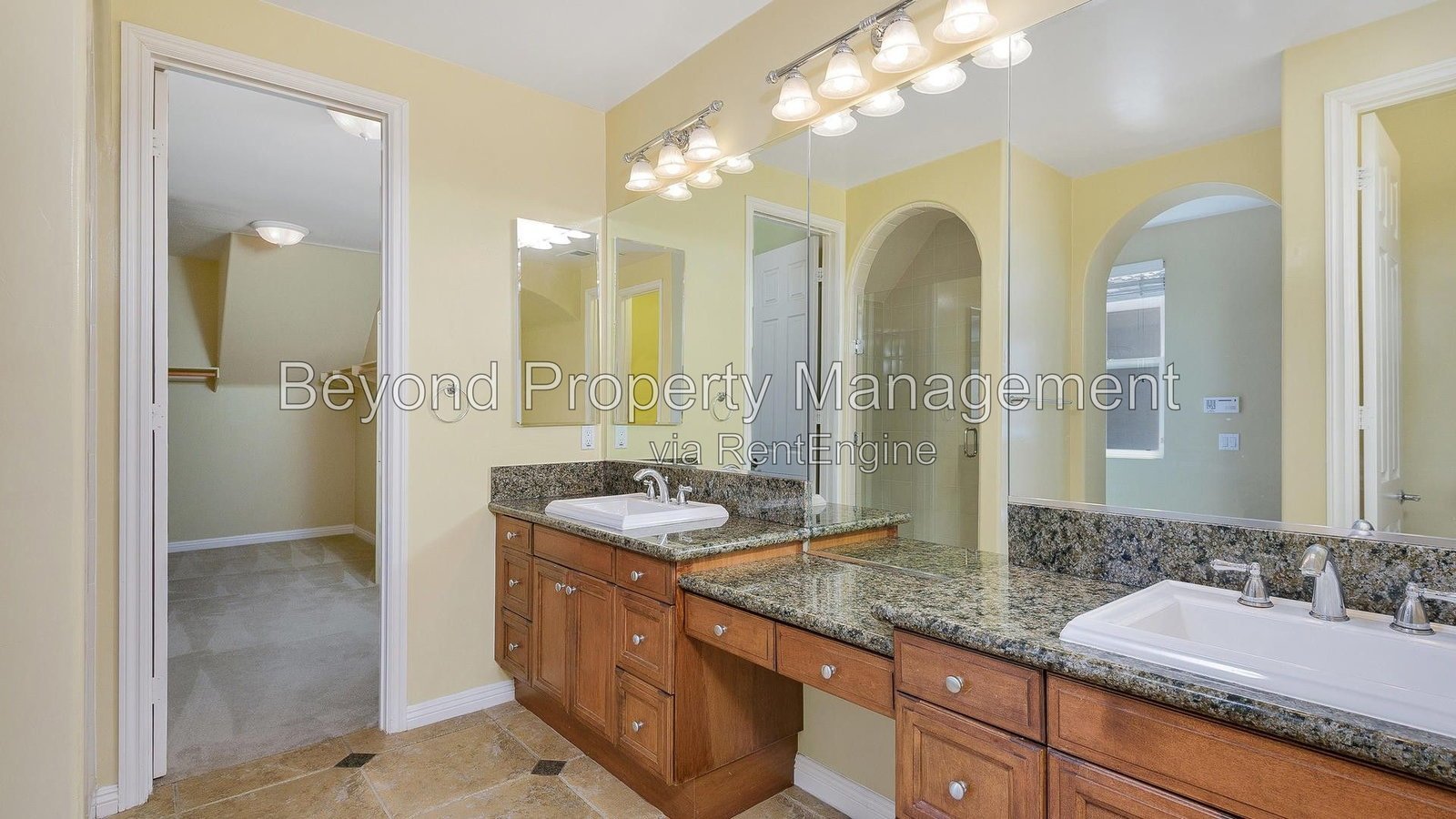 !!!PRIME LOCATION AT LIBERTY STATION - PRESTINE, DUAL PRIMARY SUITES ACT NOW!!! property image