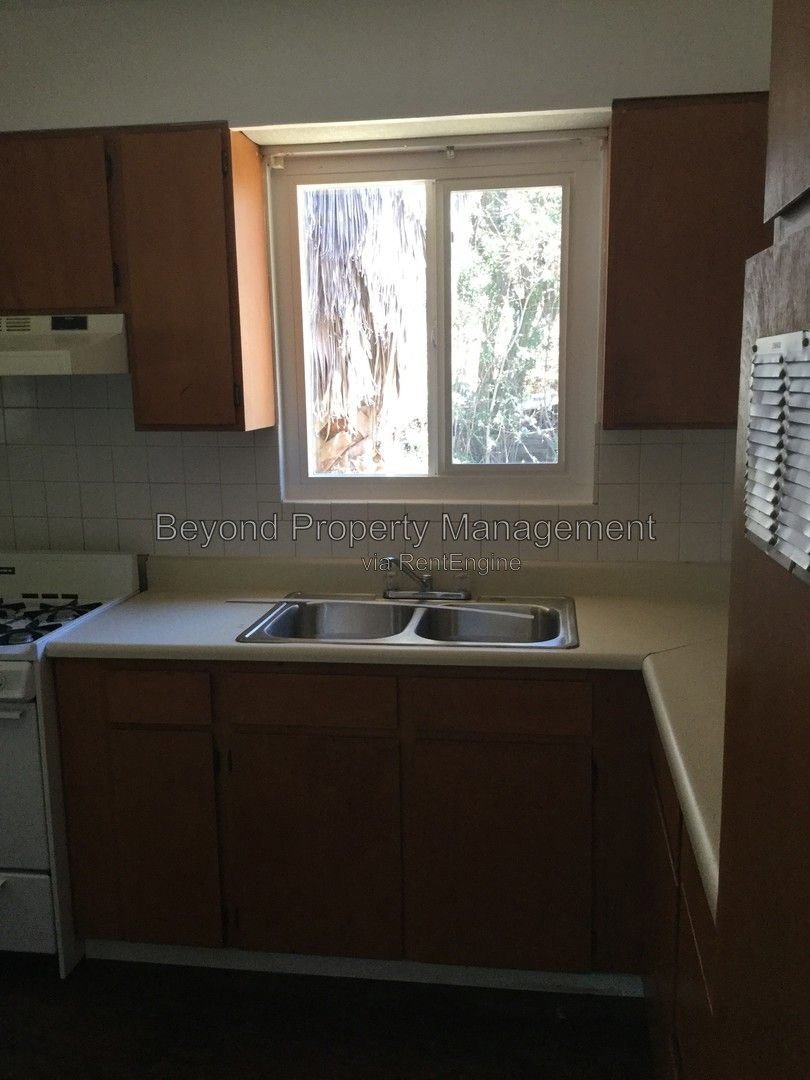 LIGHT & BRIGHT STUDIO UPGRADED, PET FRIENDLY!! *** property image