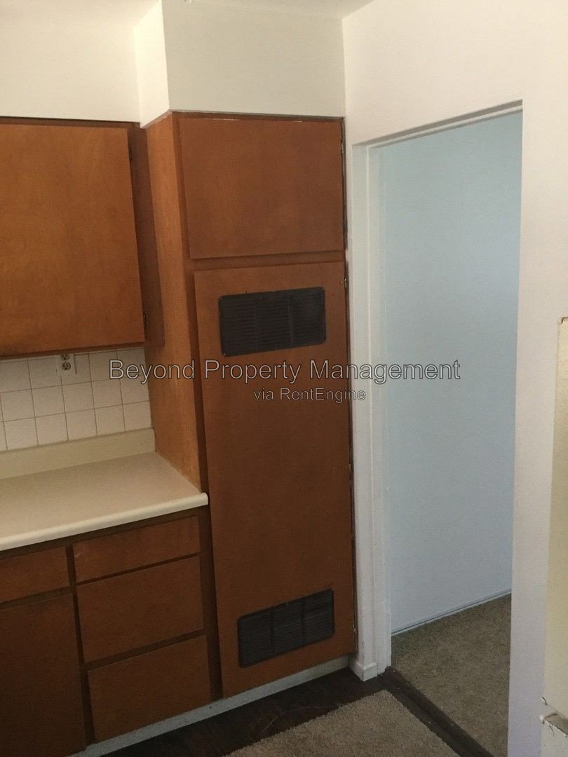 LIGHT & BRIGHT STUDIO UPGRADED, PET FRIENDLY!! *** property image