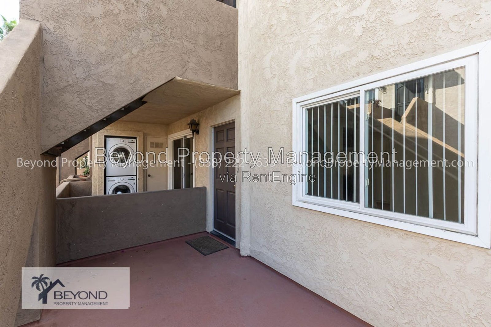 ***YOUR PERFECT DOWNTOWN 2 BED 2 BATH CONDO! MASTER BEDROOM ON GROUND FLOOR! CORNER UNIT! GATED COMMUNITY! ** property image