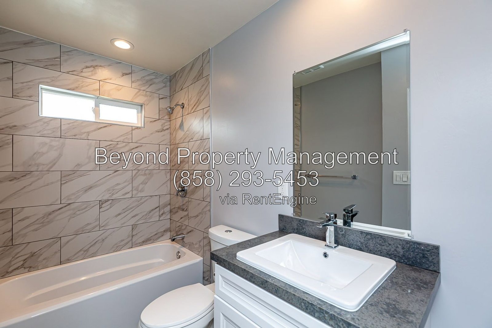 !!! 2 BLOCKS FROM OCEAN BEACH - UPSTAIRS 1 BED 1 BATH !!! WITH UPGRADED APPLIANCES!!! property image